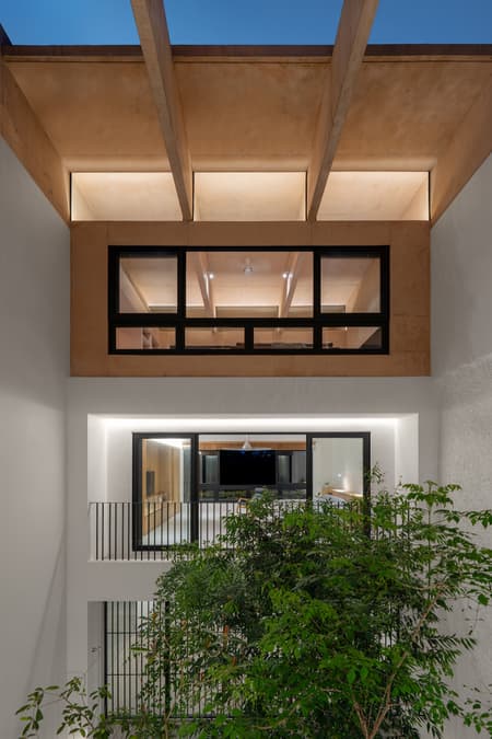 Armoua House